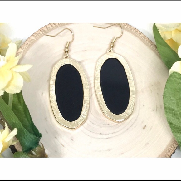 NEW 🌸💎🌺 Abalone shell drop earrings in gold - Picture 2 of 4